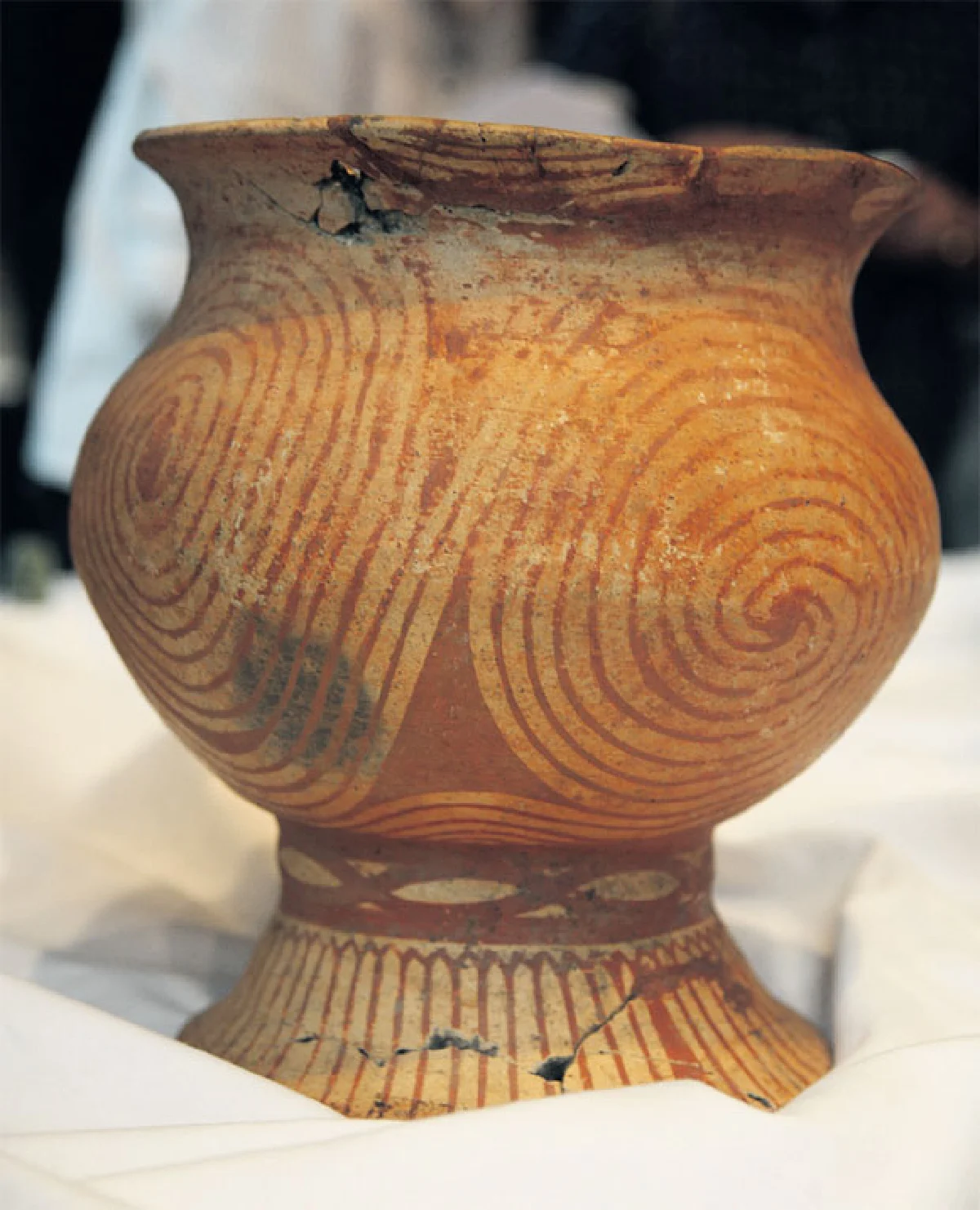 ชาวอเมริกันส่งคืน โบราณวัตถุบ้านเชียงให้ไทย