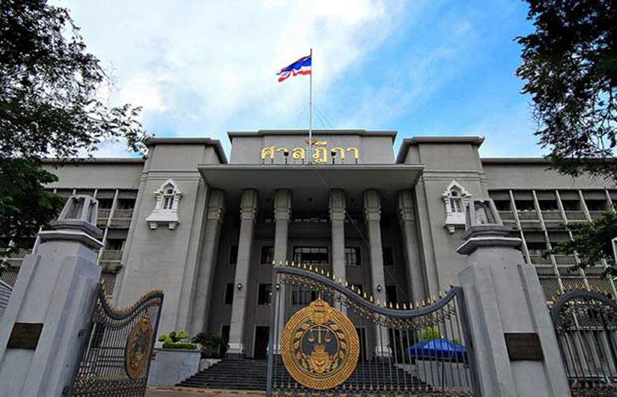 ศาลฎีกาเคาะเลือกธีรวัฒน์นั่งกกต. ศาลฎีกาเคาะเลือกธีรวัฒน์นั่งกกต.