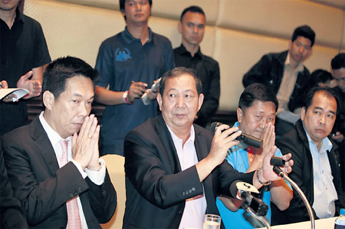 'บังยี' ผงาด...นายกบอลสมัย4