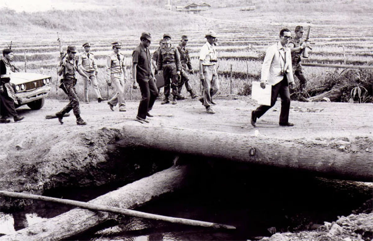 ‘ย่างพระบาทที่ยาตรา’ 50 ปีหลังภาพของแผ่นดิน