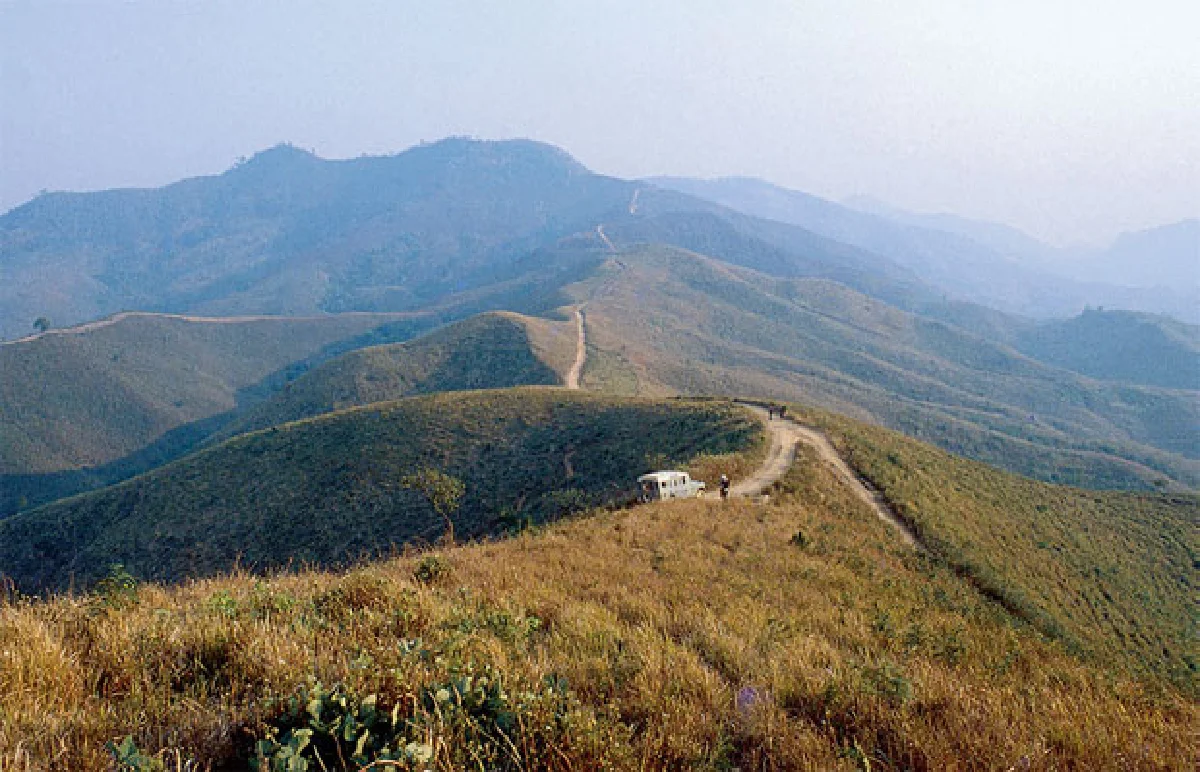 ‘ย่างพระบาทที่ยาตรา’ 50 ปีหลังภาพของแผ่นดิน