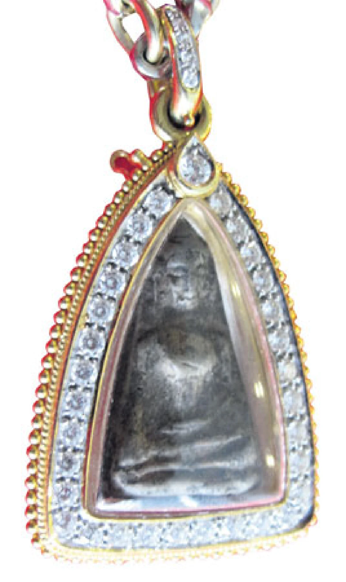 ตามไปดูกรุพระเชียงแสน ของ ชาญยุทธ เจนธัญญารักษ์