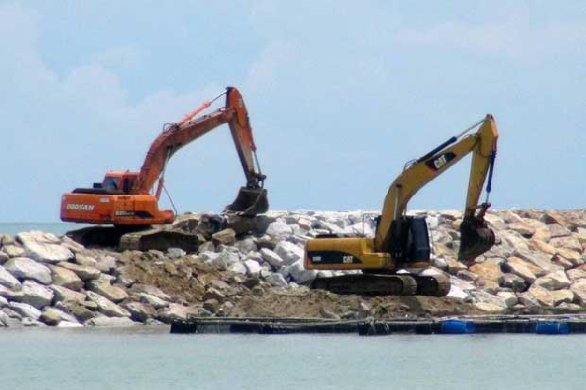 เท150ล.ซ่อมเขื่อนเซาะชายฝั่งทะเลสงขลา เท150ล.ซ่อมเขื่อนเซาะชายฝั่งทะเลสงขลา