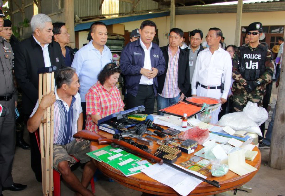 รวบอดีตนายกอบต.นครปฐมผลิตยาบ้า