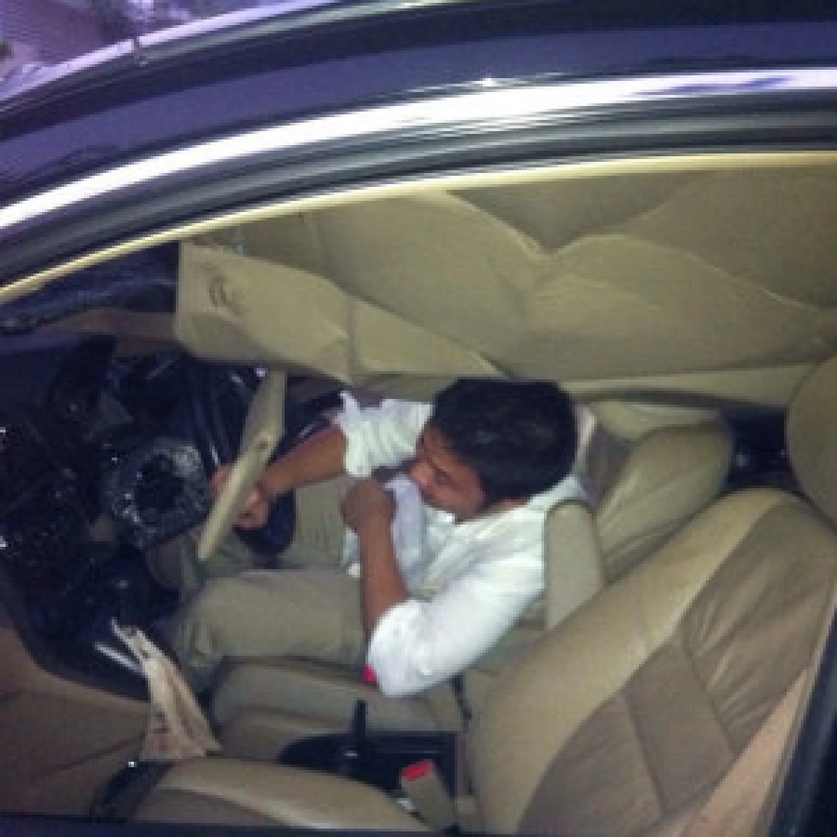 คอนเทนเนอร์หล่นใส่รถน้องชายแบม จณิสตา