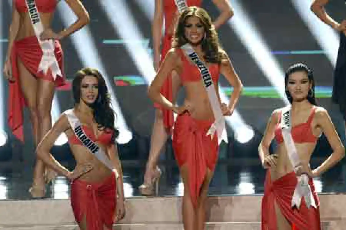 นางงามเวเนฯคว้ามงกุฎมิสยูนิเวิร์ส