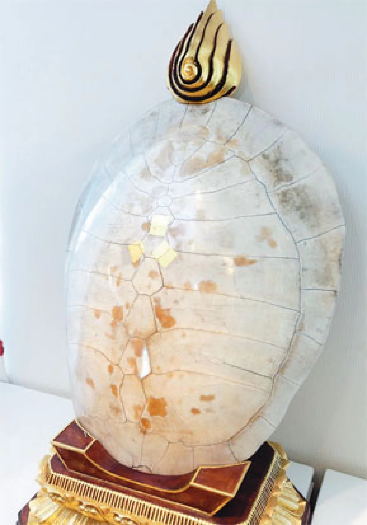 มนต์ขลังพระพุทธรูปและเทวรูปโบราณ ของ ดร.วัลลภ กิ่งชาญศิลป์