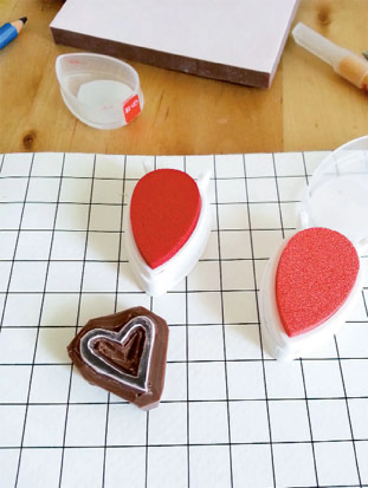 มาแกะยางลบทำเป็นแสตมป์ใช้เองดีกว่า