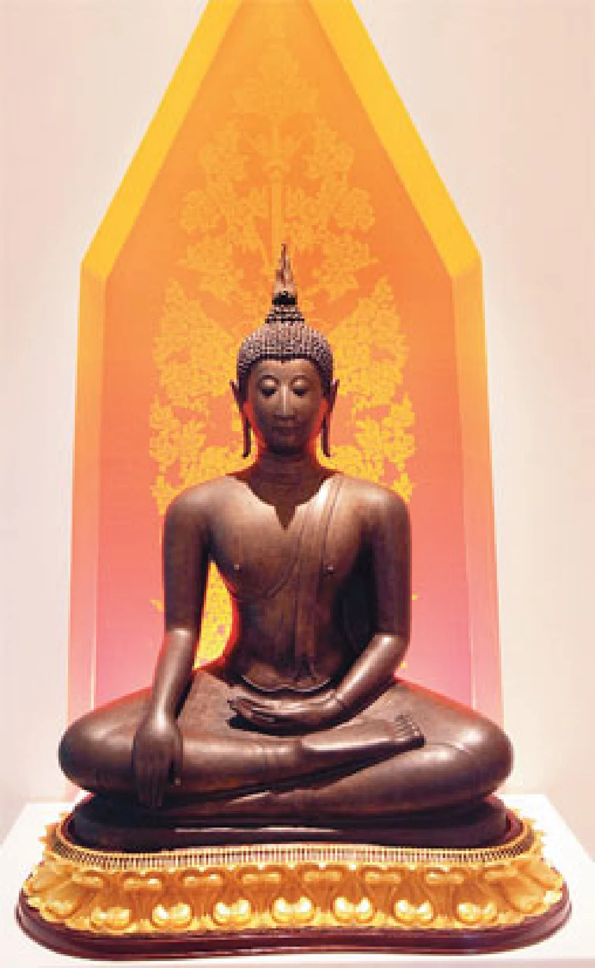 มนต์ขลังพระพุทธรูปและเทวรูปโบราณ ของ ดร.วัลลภ กิ่งชาญศิลป์