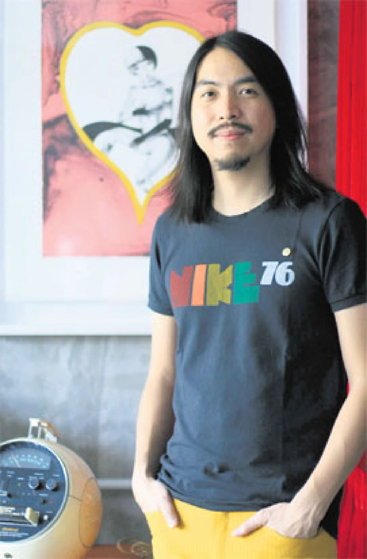 จุดยืนทางการเมือง เรื่องอ่อนไหวอาชีพคนดัง...?