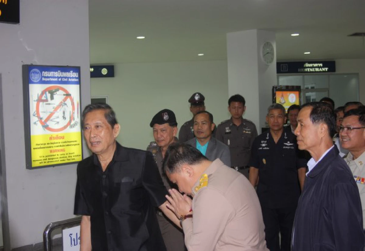 ผู้ว่าฯพิษณุโลกกราบขอโทษ"ปลอด"คุมม็อบไม่ได้