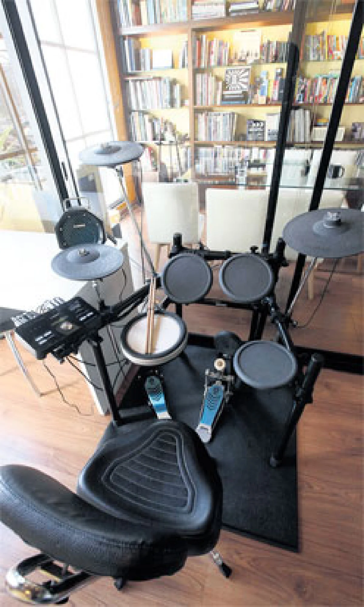 เคล็ดลับความหนุ่มตลอดกาลของ ‘ชาตรี คงสุวรรณ’