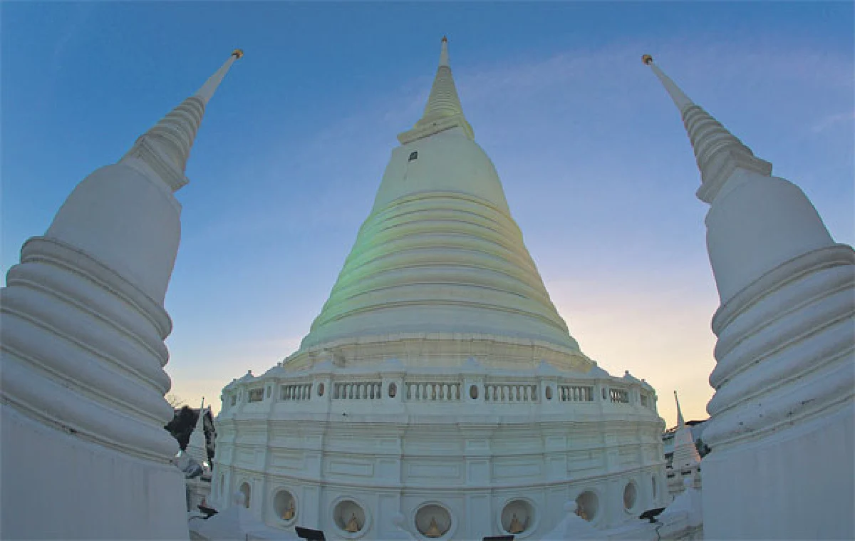 วัดประยุรวงศาวาสวรวิหาร