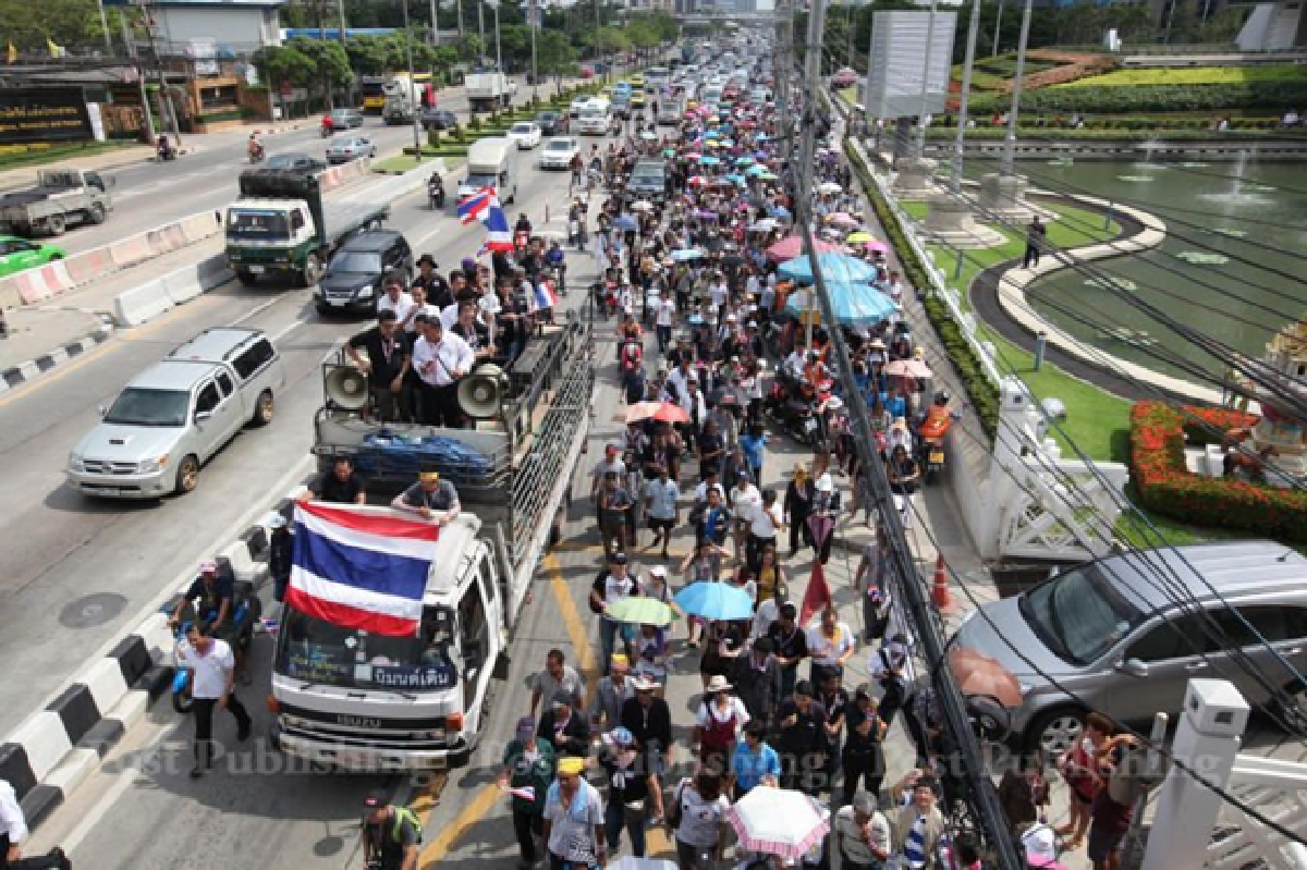 Mass rallies continue, marches set for today