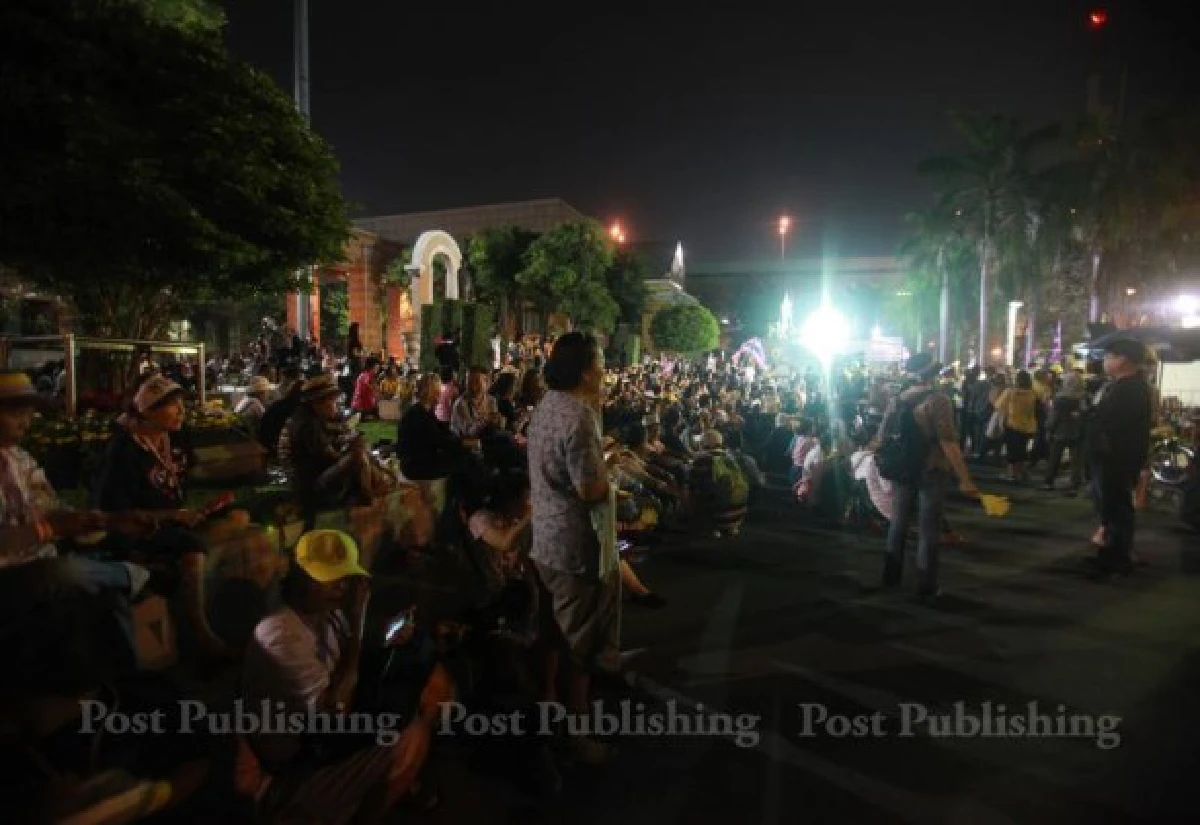 คปท.นำม็อบยึดกระทรวงต่างประเทศ