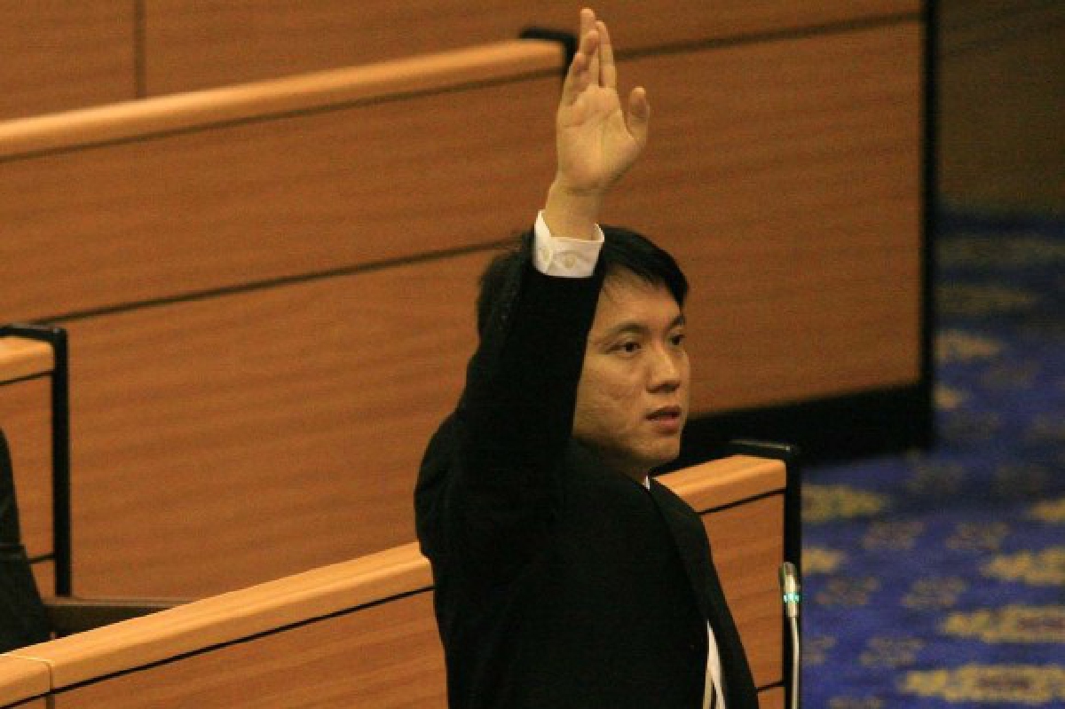 ศิริโชคซัดรับสินบน"เต้น"โต้แหลก ศิริโชคซัดรับสินบน"เต้น"โต้แหลก
