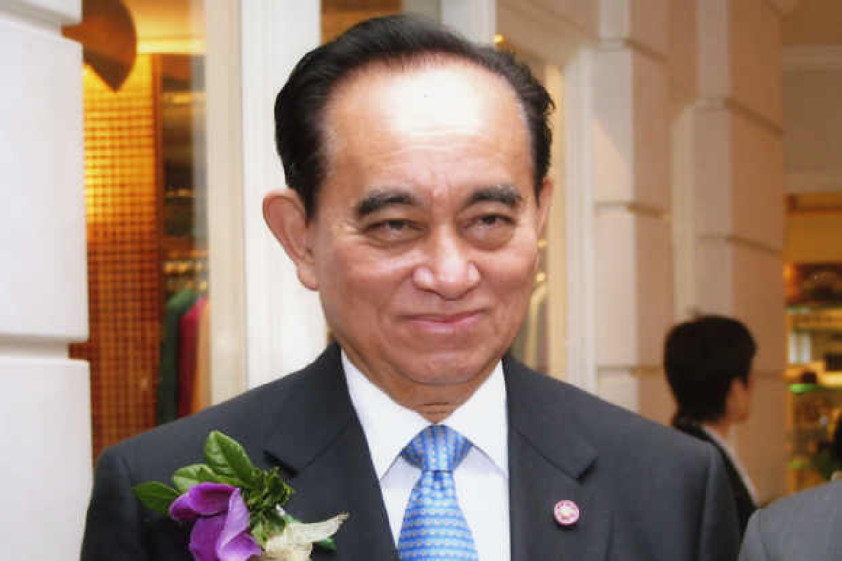 “อมร”แนะขอพระราชทานรธน.ฉบับปฏิรูป “อมร”แนะขอพระราชทานรธน.ฉบับปฏิรูป