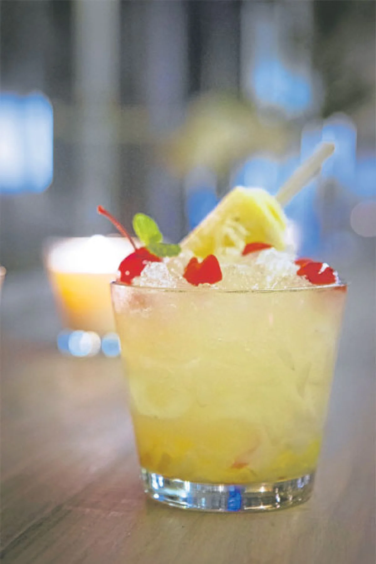 สวรรค์ของนักดื่มกิน ออล ซิกซ์ ทู ทเวลฟ์ @ 39 บูเลอวาร์ด