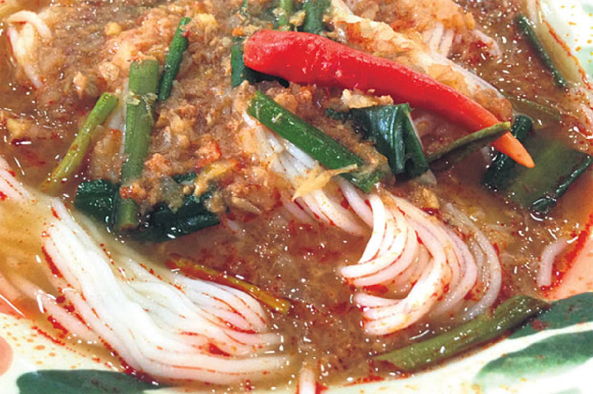 เที่ยวชิม ช็อป เทศกาลขนมจีนประโดก