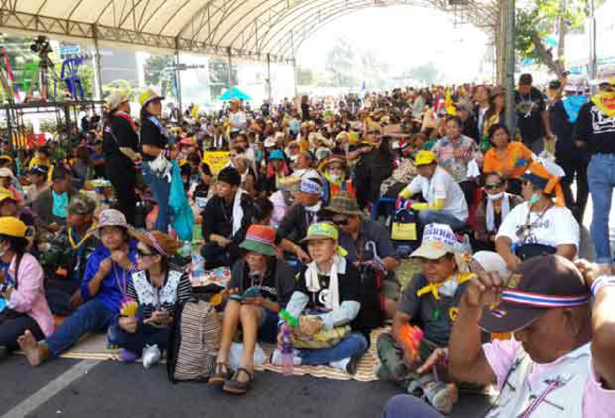 คปท.ชุมนุมนางเลิ้งคึก คปท.ชุมนุมนางเลิ้งคึก