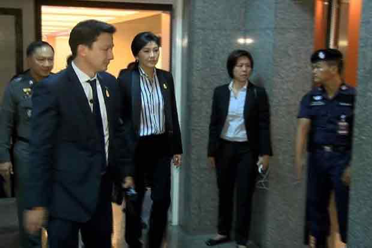 นายกฯเรียกประชุมศอ.รส.ที่สตช. นายกฯเรียกประชุมศอ.รส.ที่สตช.