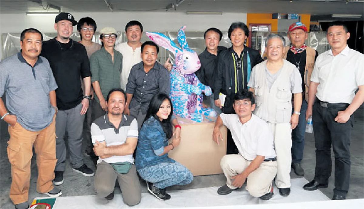 ‘ศิลปินอาเซียน’ เฉลิมพระเกียรติในหลวง ‘กระต่ายแห่งความเพียร’