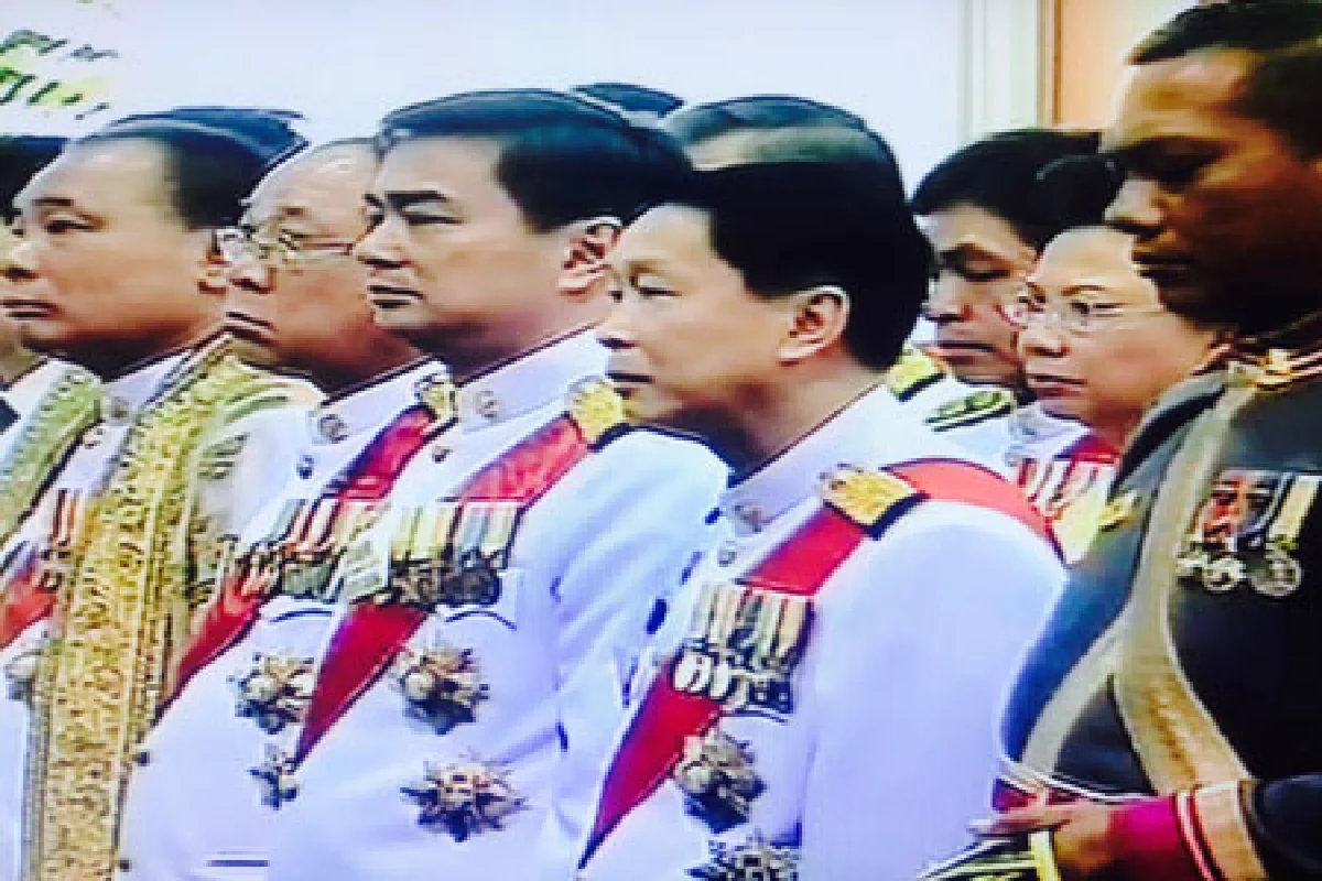 ทรงแนะคนไทยปฏิบัติงานสมหน้าที่เพื่อความมั่นคงชาติ