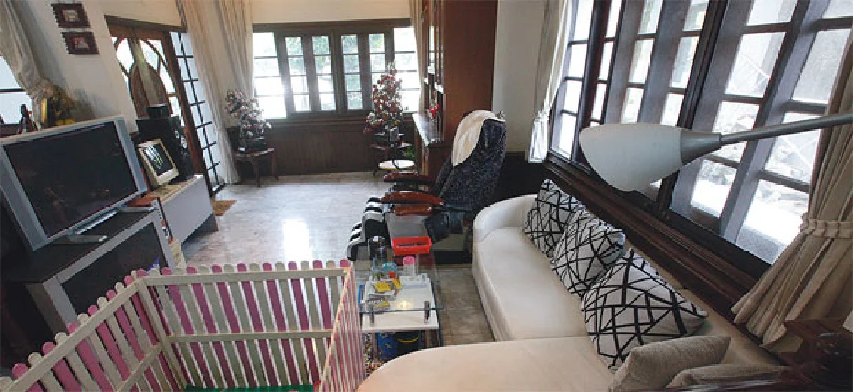 บ้านครอบครัวสุขสันต์ มิลค์ แคนดี้มาเฟีย