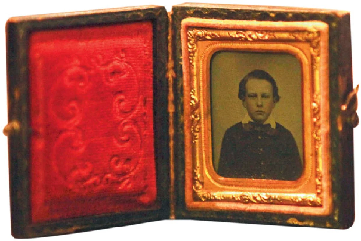 ภาพถ่ายโบราณทรงคุณค่า ของ อรรถดา คอมันตร์