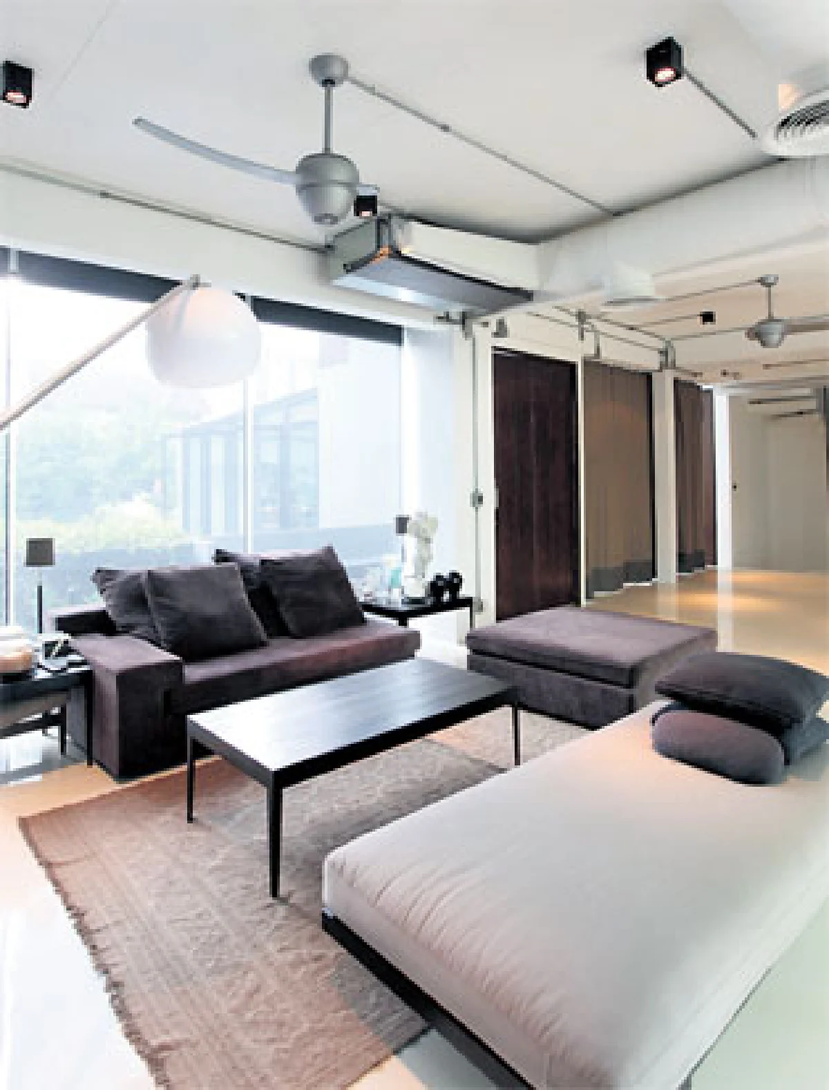 พล ตัณฑเสถียร กับโฮมออฟฟิศที่ไม่เคยเหงา