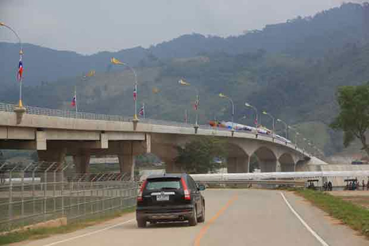 ไทย-ลาวเตรียมเปิดสะพานมิตรภาพ4 ไทย-ลาวเตรียมเปิดสะพานมิตรภาพ4