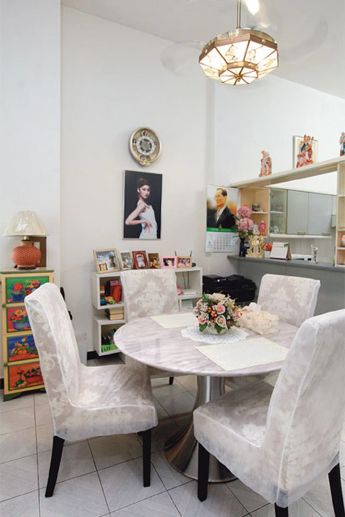 บ้านสีสันอ่อนหวาน ของ สาวห้าว ณปภัช วัฒนากมลวุฒิ