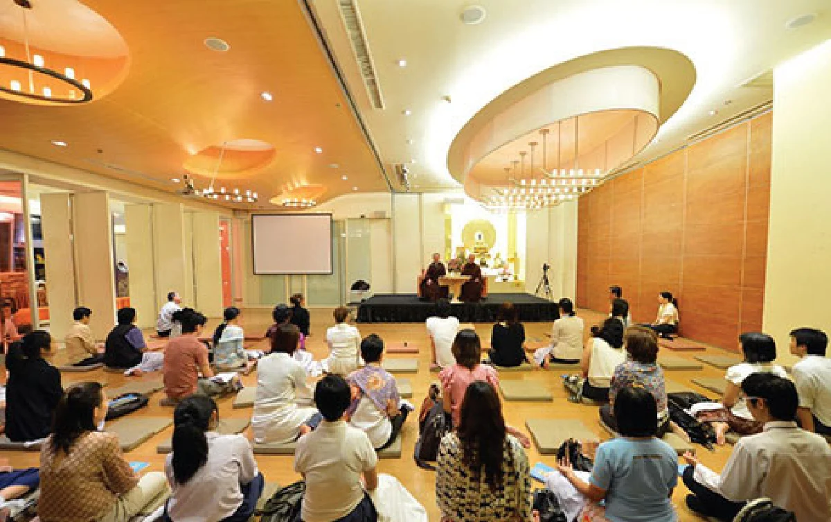 เรือนธรรม ให้ธรรมะให้วัคซีนใจ
