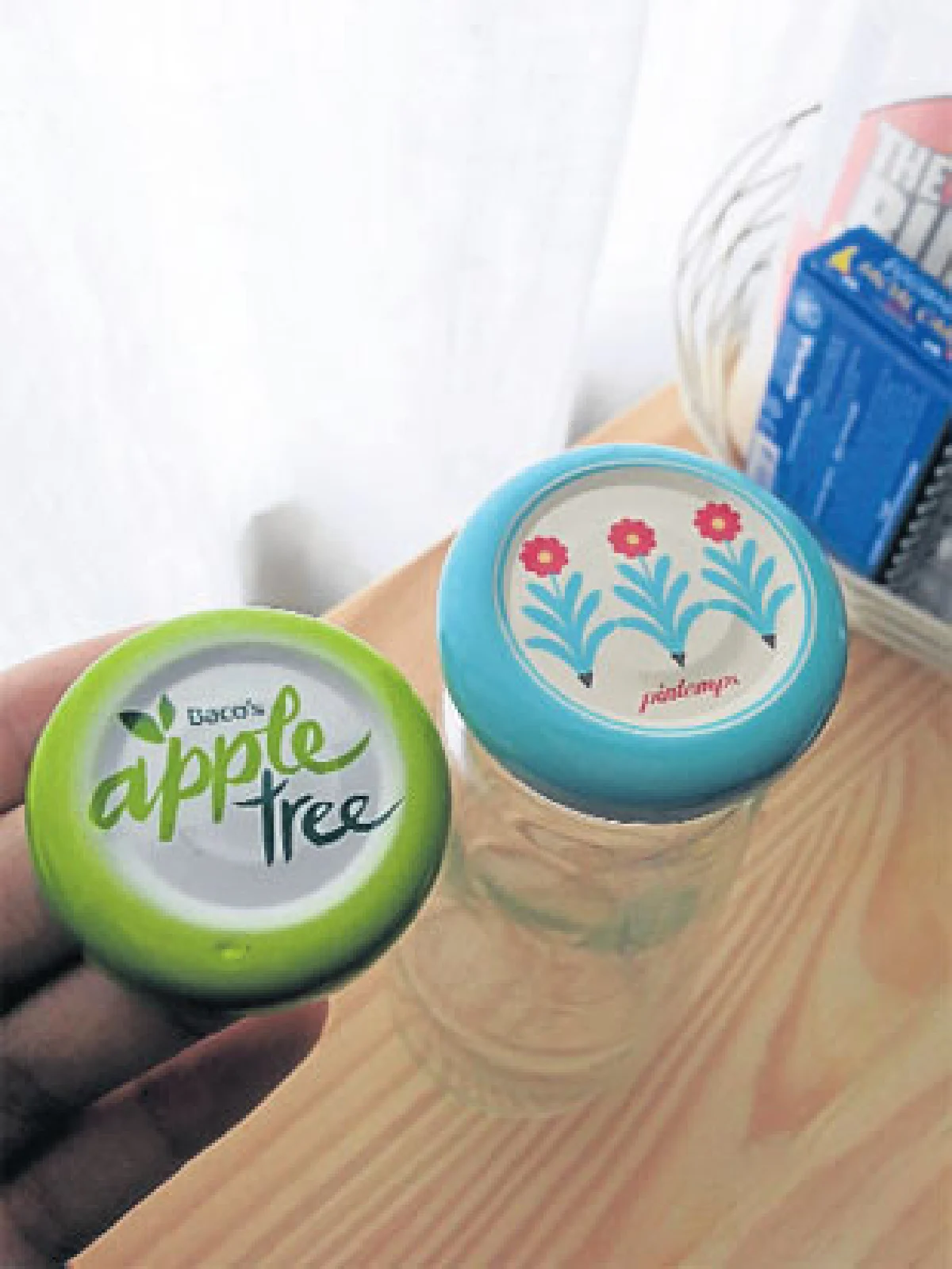 ตกแต่งขวดแก้วให้น่ารักมีประโยชน์