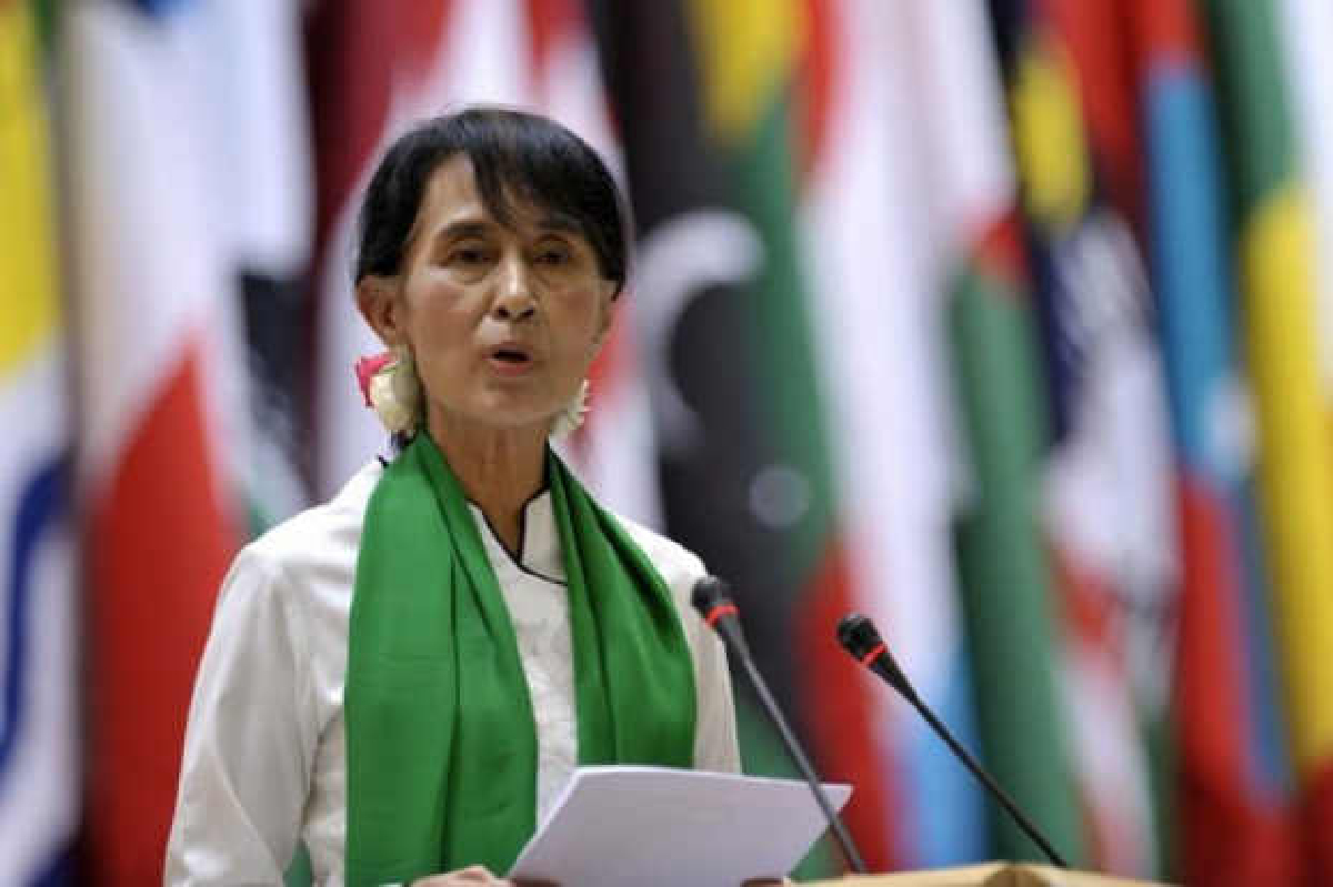 ซูจีคว่ำบาตรเลือกตั้ง 2015 ซูจีคว่ำบาตรเลือกตั้ง 2015