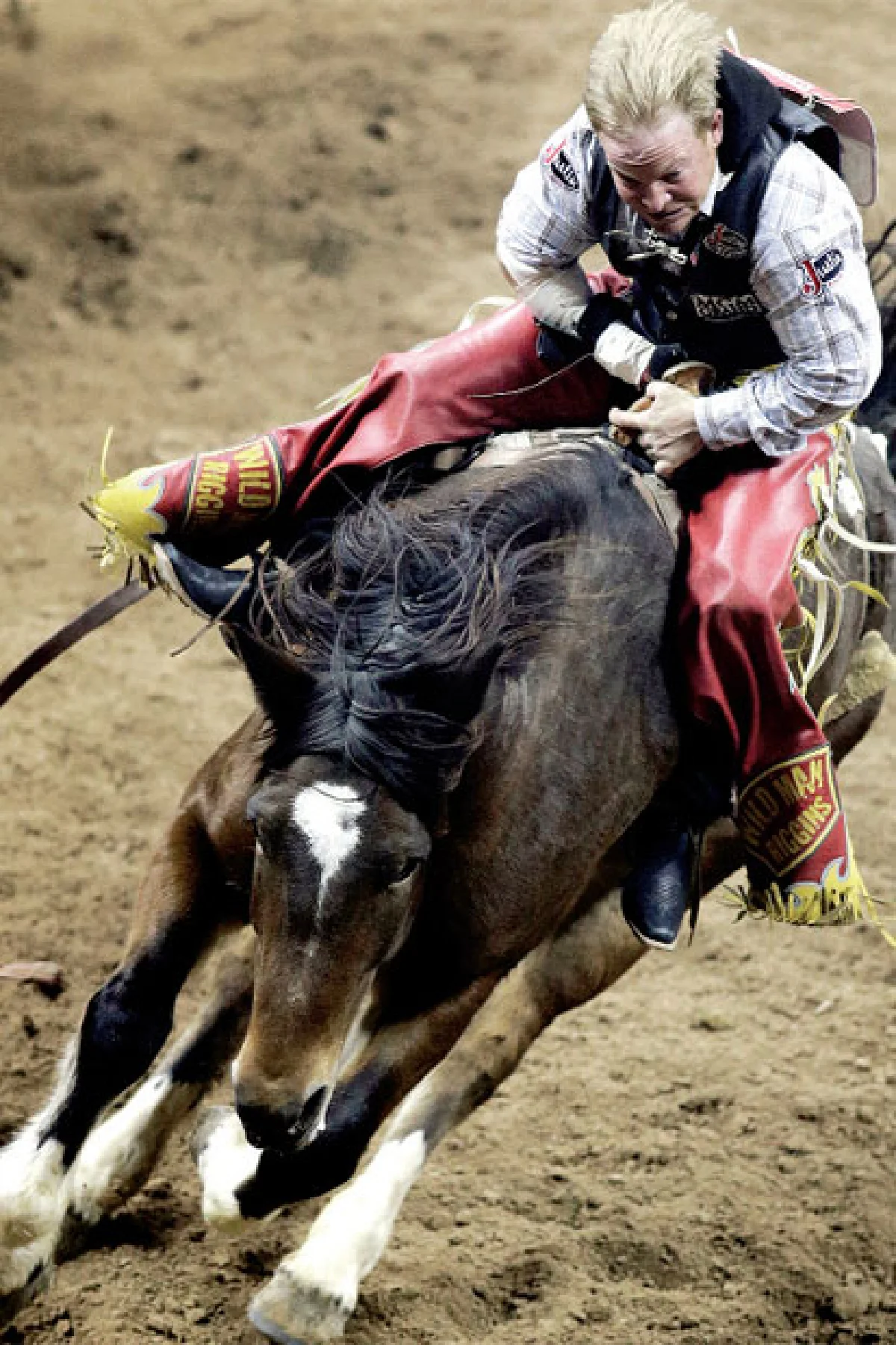 มารู้ทันแก้ชงปีม้า 2557 กันเถอะ