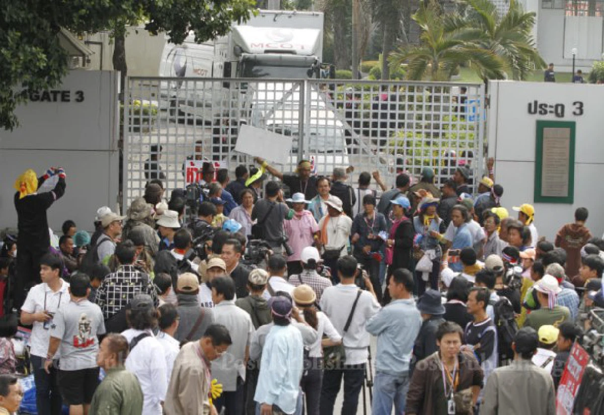 เหตุป่วน-คุกคามสื่อ"สนามกีฬาไทย-ญีปุ่น"