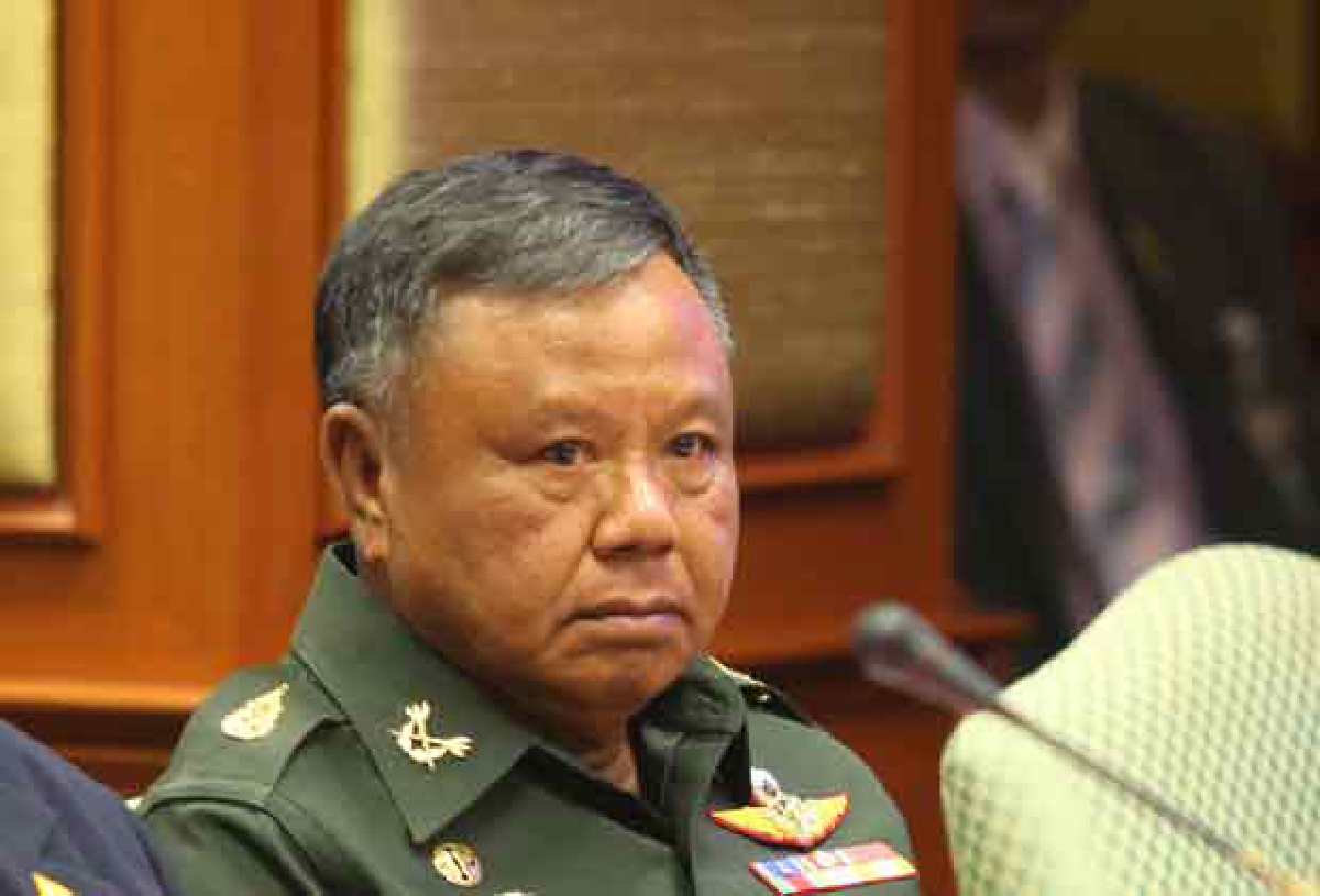 แม่ทัพภาค4สั่งคุมเข้มพื้นที่ศก.ช่วงปีใหม่ แม่ทัพภาค4สั่งคุมเข้มพื้นที่ศก.ช่วงปีใหม่