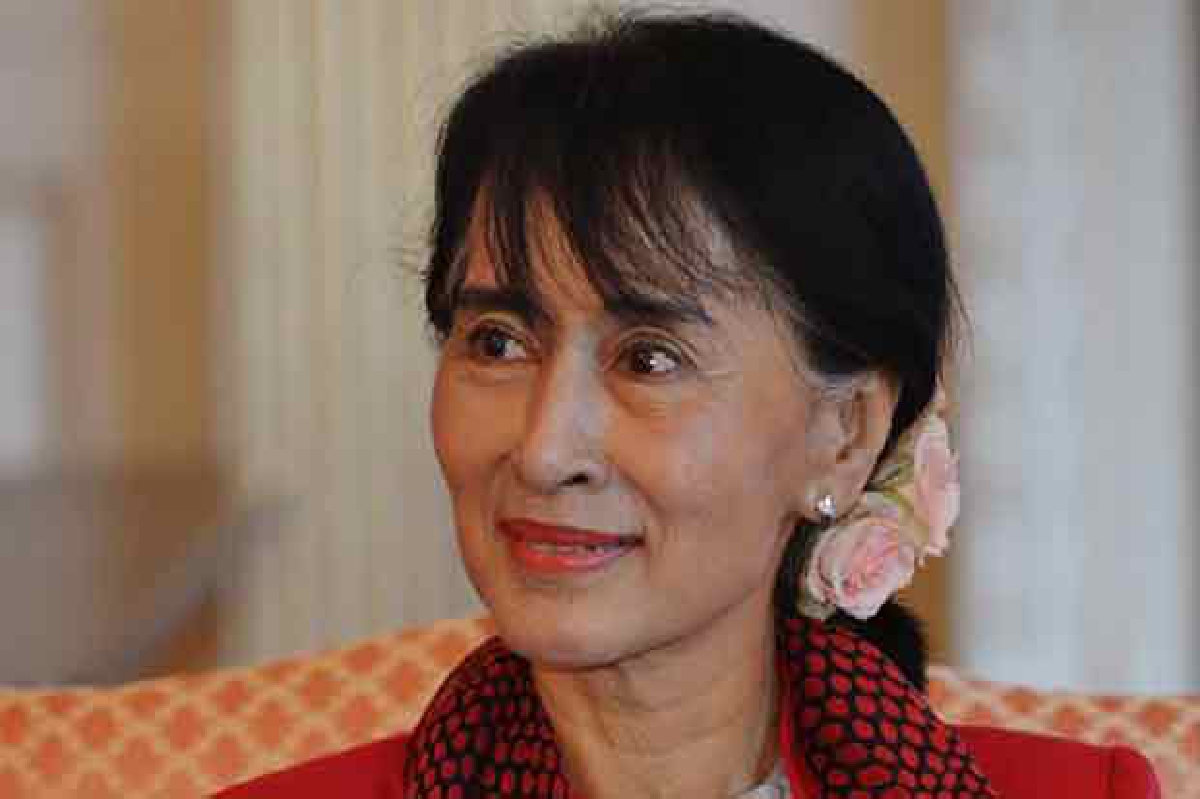 พรรคเอ็นแอลพีของซูจีลงเลือกตั้งปี58 พรรคเอ็นแอลพีของซูจีลงเลือกตั้งปี58