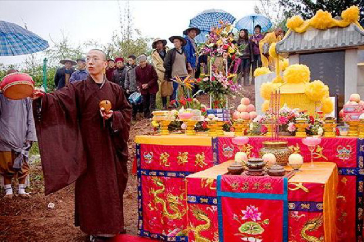 “จีน”ขานรับธุรกิจฝังศพบูมสุดๆ “จีน”ขานรับธุรกิจฝังศพบูมสุดๆ