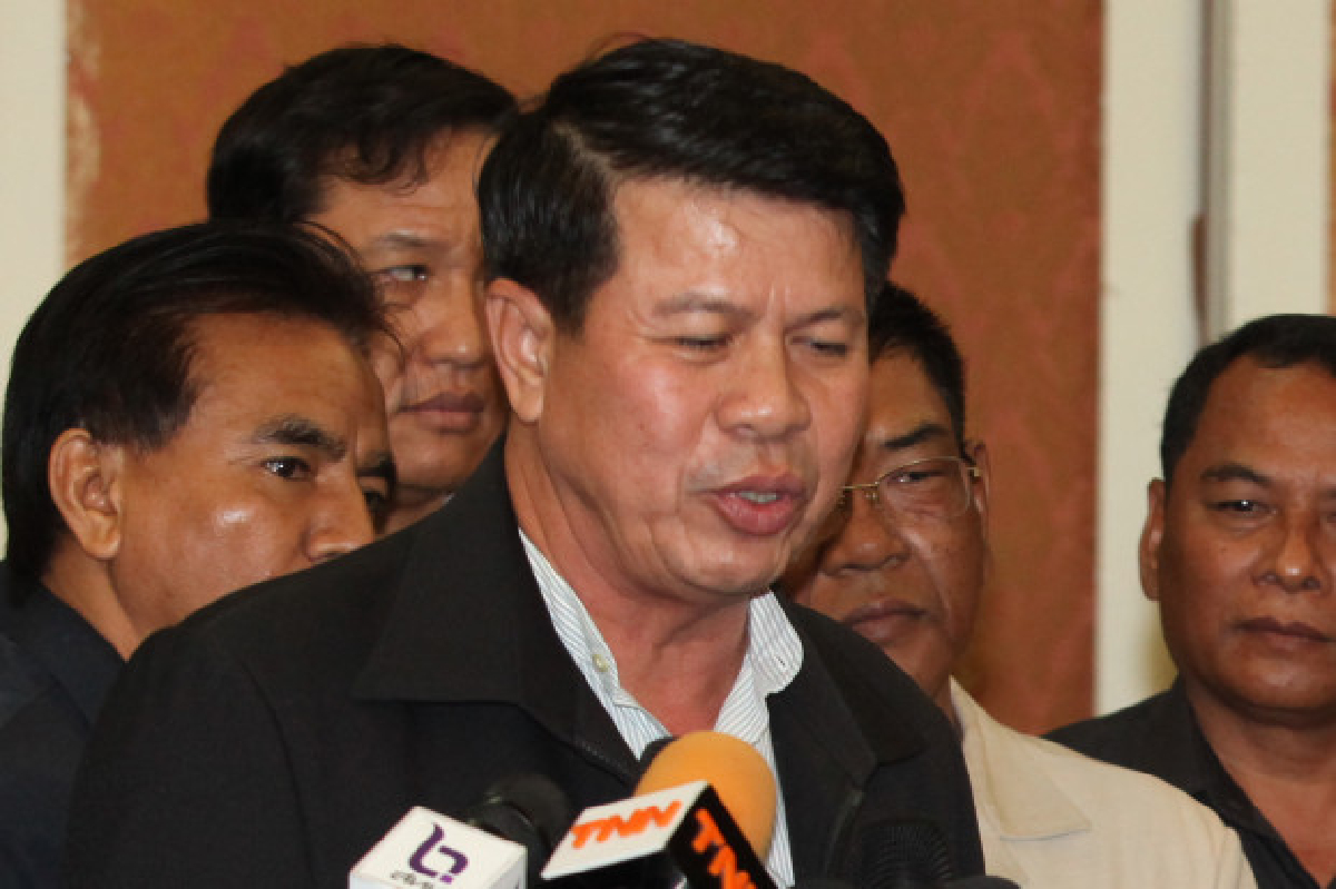 แม่ทัพภาค2 ยันทหารไม่ปฎิวัติ แม่ทัพภาค2 ยันทหารไม่ปฎิวัติ