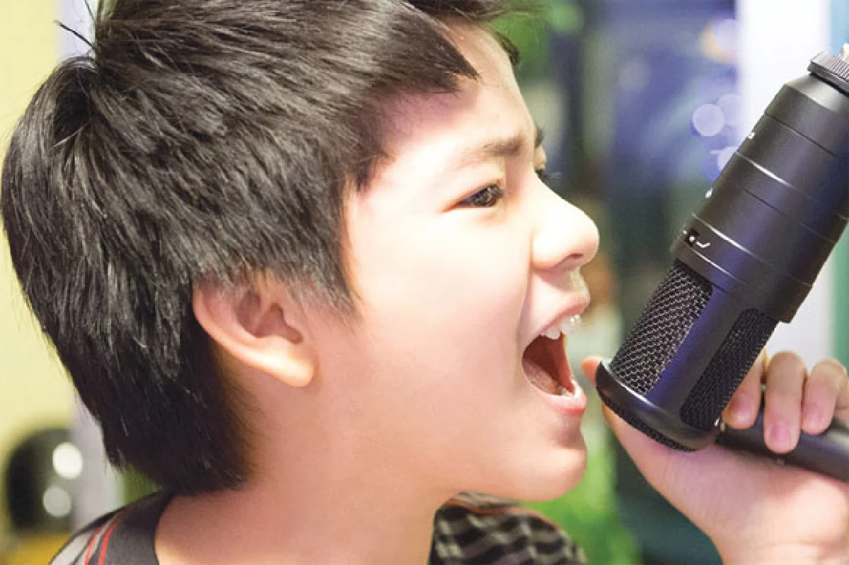 แง้มใจ...คนรัก (ดารา) เด็ก