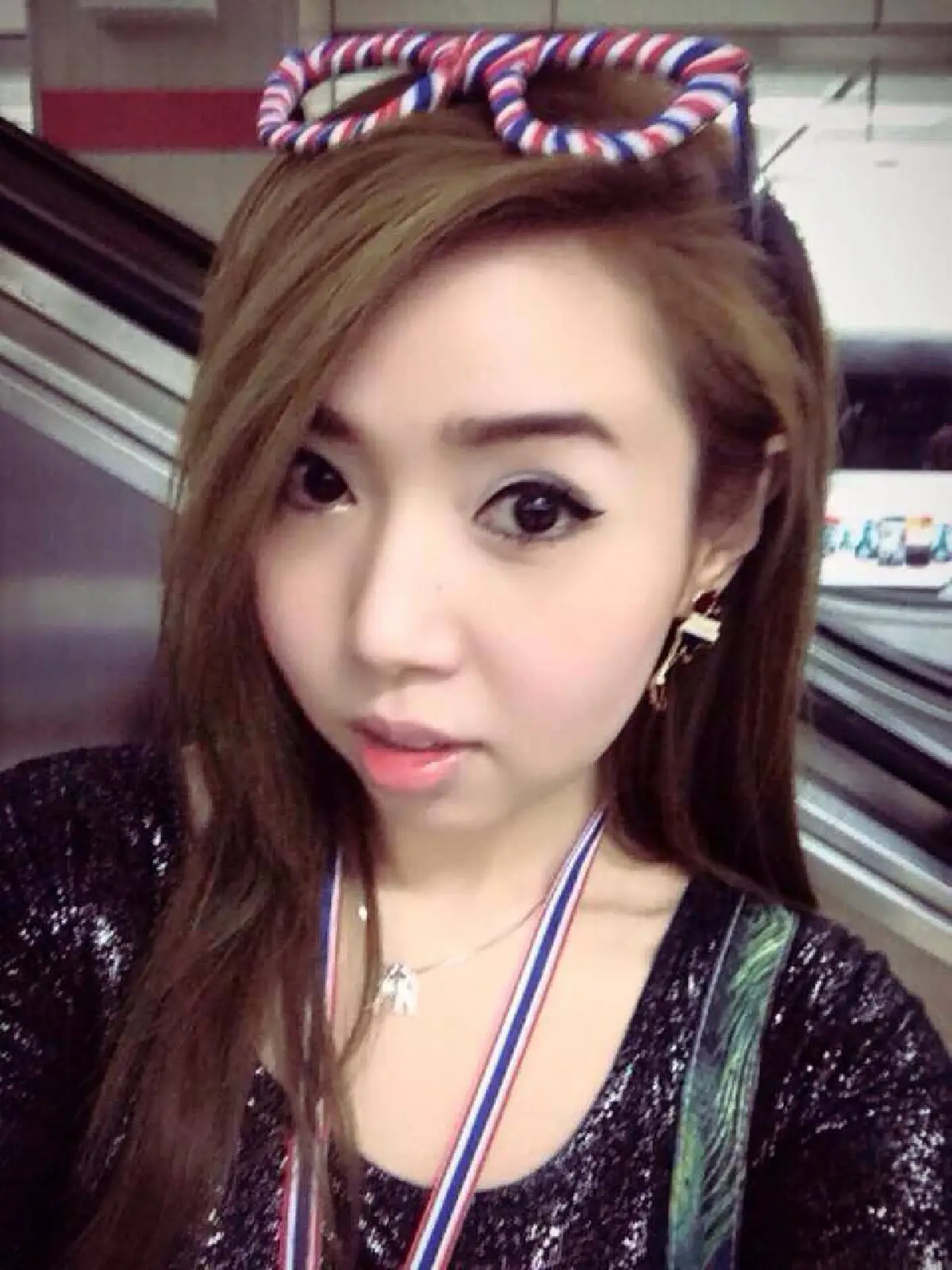 รวมดาวสาวม็อบสีสันแห่งการชุมนุม