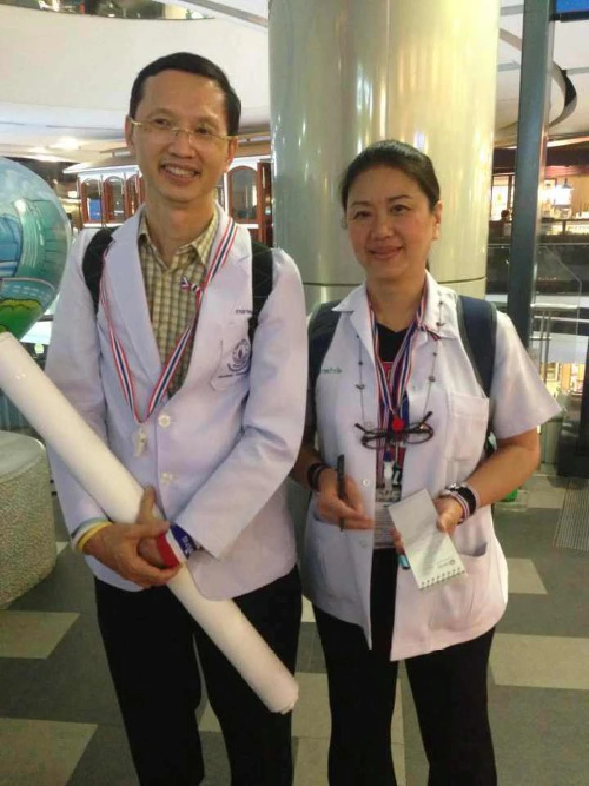 หมอ-พยาบาลเดินขบวนหนุนปฏิรูปก่อนเลือกตั้ง