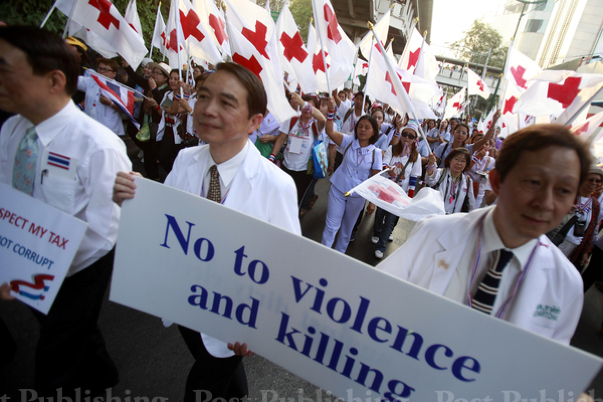 Doctors, nurses, healthcare workers join protests (video included)