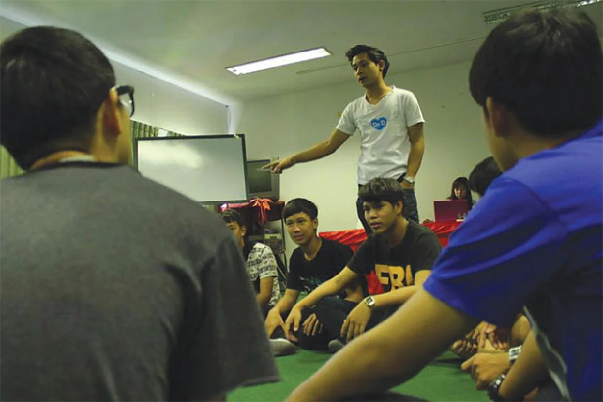 จากโคลนตมเป็นดอกบัว