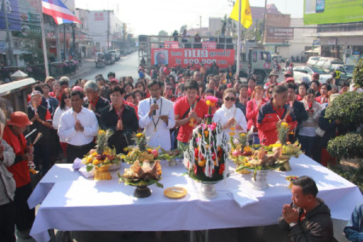 "ขวัญชัย"ยกแขน-ขาโชว์กลบข่าวอัมพาต