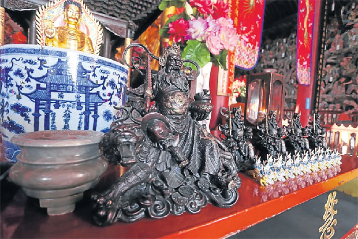 ตรุษจีนปีม้า ไหว้ไฉ่ซิ้งเอี๊ย ขอบริวารดีและโชคลาภ