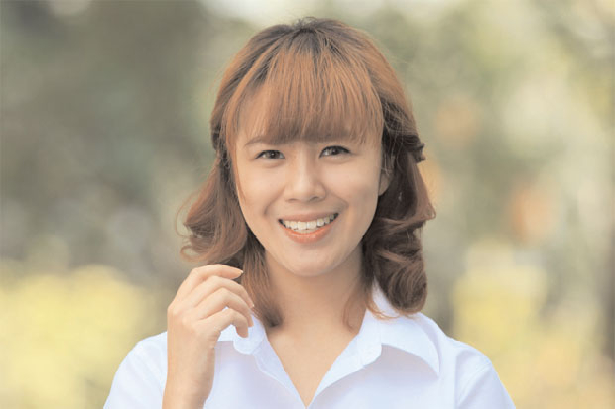 ธาริณี สุขพรสินชัย สาวน้อยนักคิด ธาริณี สุขพรสินชัย สาวน้อยนักคิด