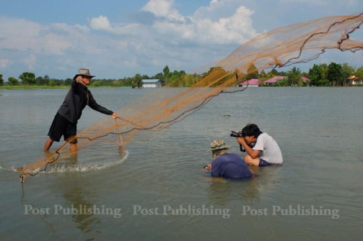 The ? sometime dangerous ? lives of news photographers